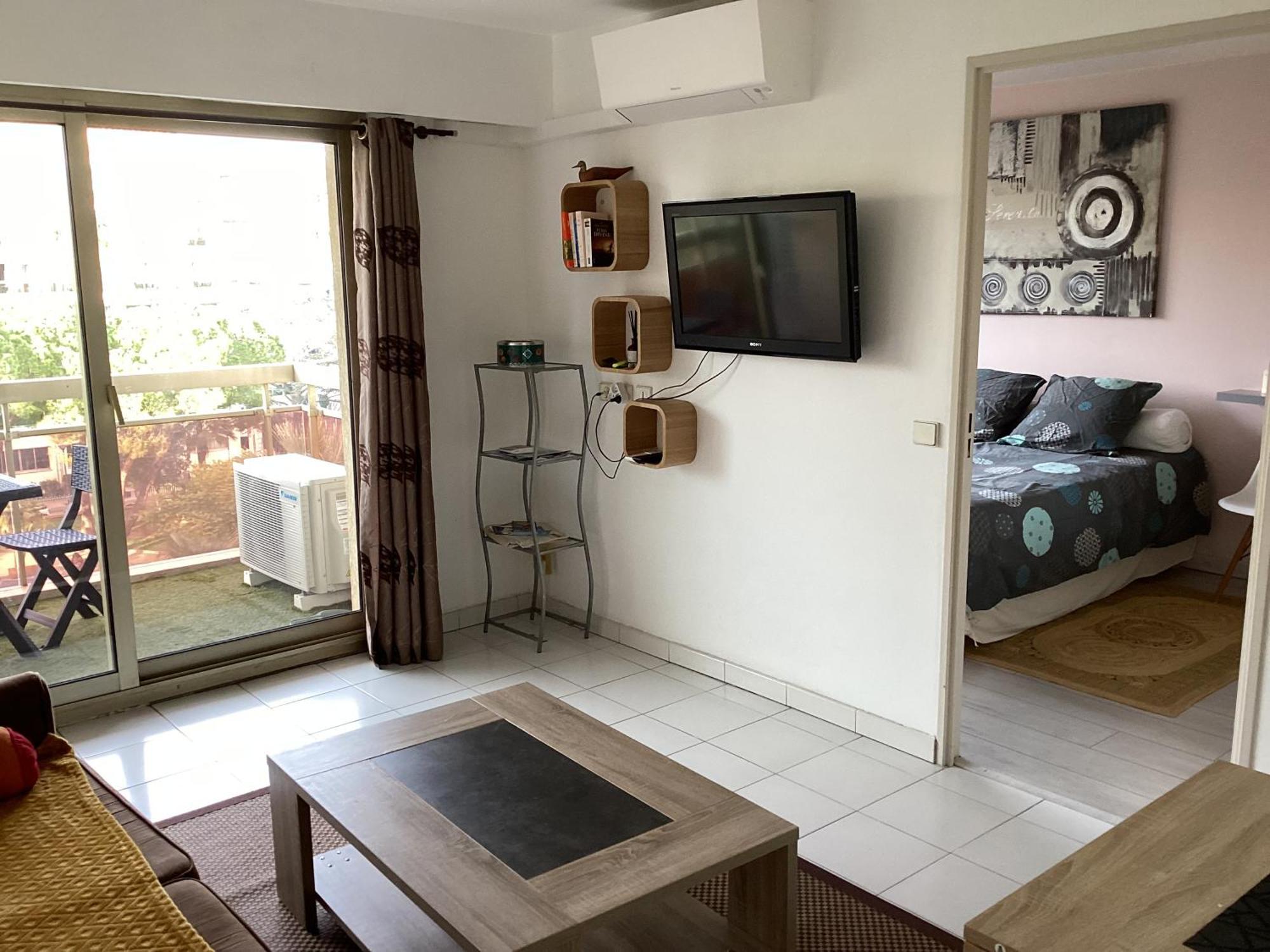 Appartement 2 Pieces Meubles A Juan Les Pins Antibes Exterior photo