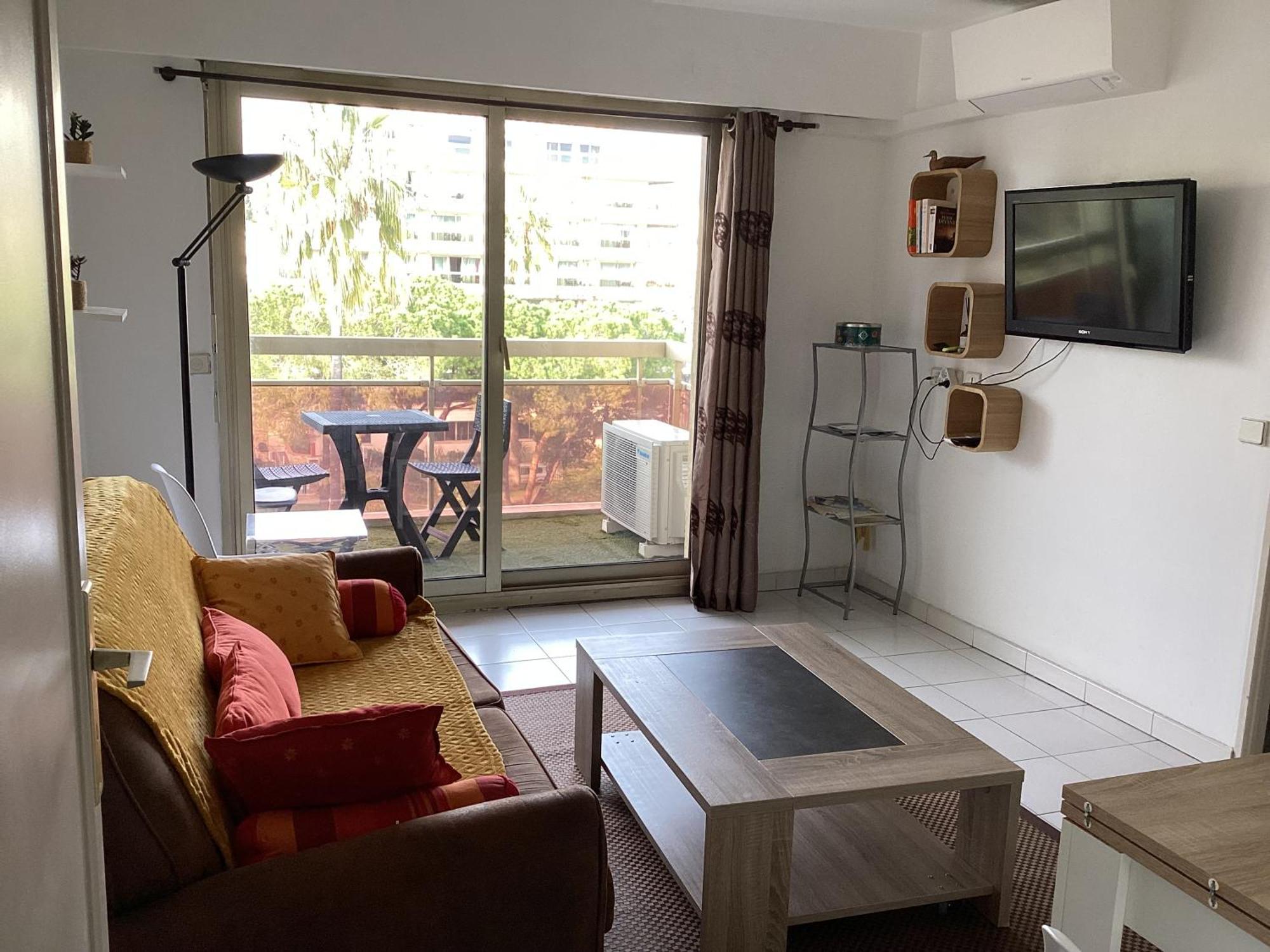 Appartement 2 Pieces Meubles A Juan Les Pins Antibes Exterior photo